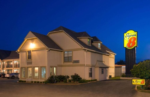 Enid Hotel | Super 8 by Wyndham Enid