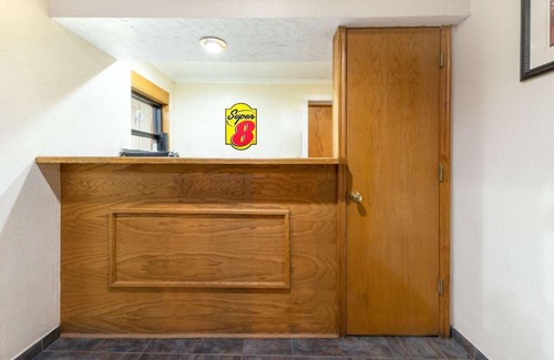 Enid Hotel | Super 8 by Wyndham Enid