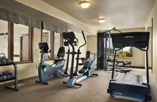 Fort St. John Hotel | Super 8 by Wyndham Fort St. John BC