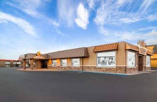 Fallon Hotel | Super 8 by Wyndham Fallon