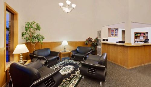 Fayetteville Hotel | Super 8 by Wyndham Fayetteville