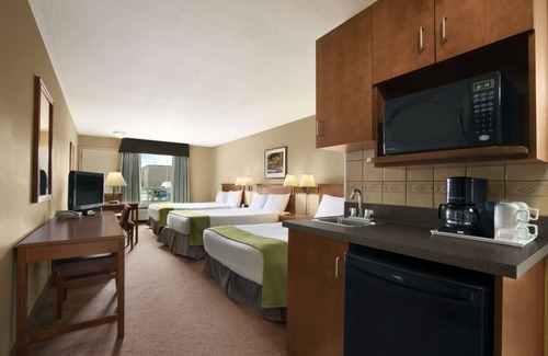 Fort St. John Hotel | Super 8 by Wyndham Fort St. John BC