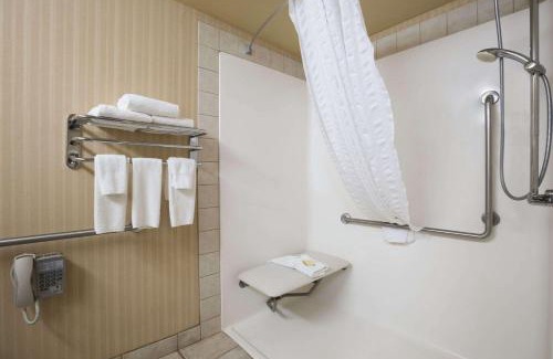 Fort Nelson Hotel | Super 8 by Wyndham Fort Nelson BC
