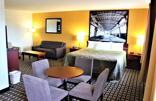 Fox Creek Hotel | Super 8 by Wyndham Fox Creek