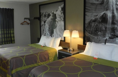 Fremont Hotel | Super 8 by Wyndham Fremont NE