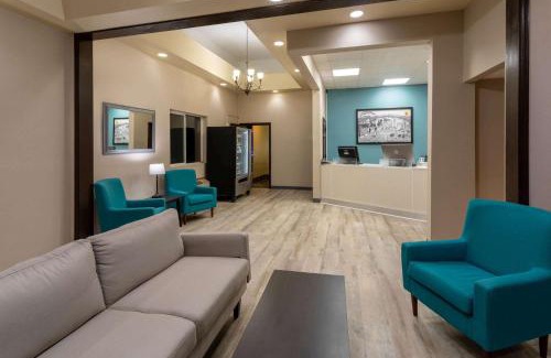 Gillette Hotel | Super 8 by Wyndham Gillette