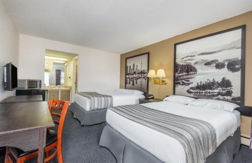 Guelph Hotel | Super 8 by Wyndham Guelph