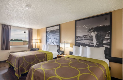 Hardin Hotel | Super 8 by Wyndham Hardin Little Bighorn Battlefield