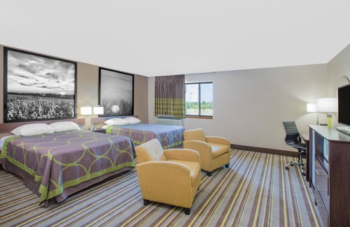 Hastings Hotel | Super 8 by Wyndham Hastings