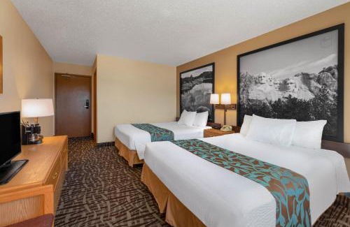 Hill City Hotel | Super 8 by Wyndham Hill City/Mt Rushmore/ Area