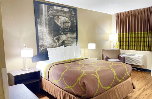 Ithaca Hotel | Super 8 by Wyndham Ithaca