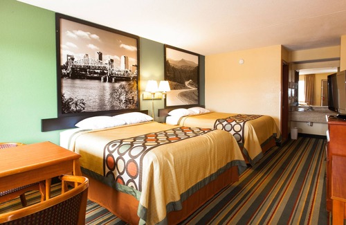 Jacksonville Hotel | Super 8 by Wyndham Jacksonville AR
