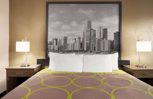 Joliet Hotel | Super 8 by Wyndham Joliet I-55 N/Chicago