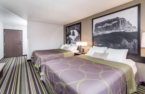Kalispell Hotel | Super 8 by Wyndham Kalispell Glacier National Park