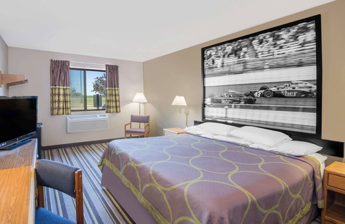 Knoxville Hotel | Super 8 by Wyndham Knoxville