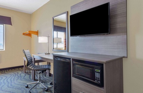 Kokomo Hotel | Super 8 by Wyndham Kokomo