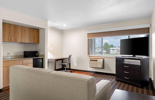 La Crosse Hotel | Super 8 by Wyndham La Crosse