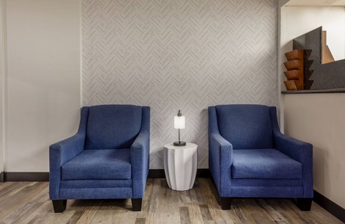 Bonanza Hotel | Super 8 by Wyndham Laredo