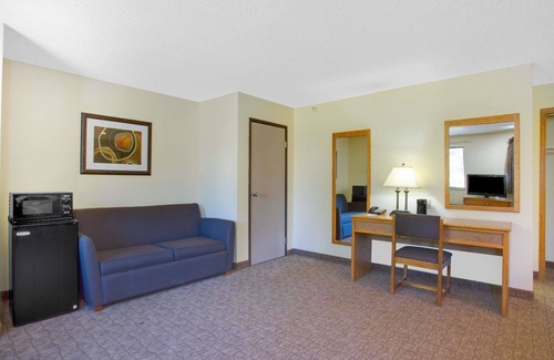 Lewisburg Hotel | Super 8 by Wyndham Lewisburg