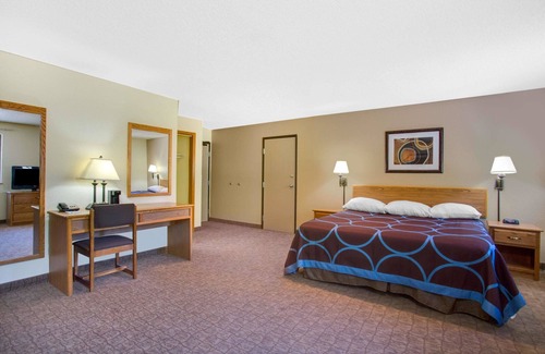 Lewisburg Hotel | Super 8 by Wyndham Lewisburg