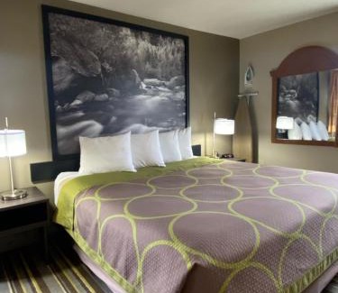 Liberal Hotel | Super 8 by Wyndham Liberal KS