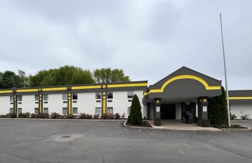 Logansport Hotel | Super 8 by Wyndham Logansport