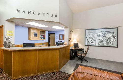 Manhattan Hotel | Super 8 by Wyndham Manhattan KS