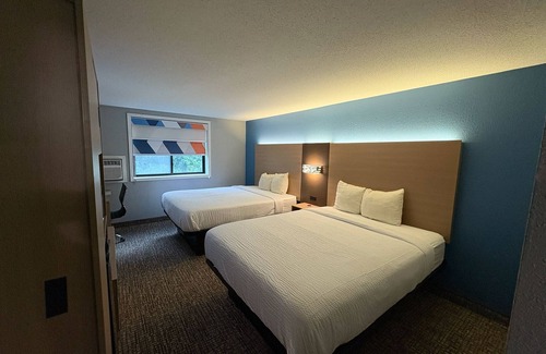 Mankato Hotel | Super 8 by Wyndham Mankato