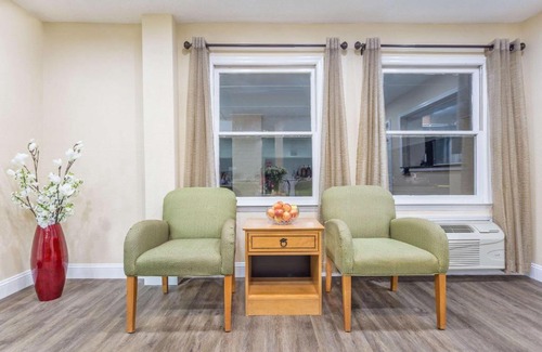 Manning Hotel | Super 8 by Wyndham Manning