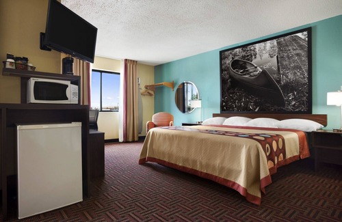 Marion Hotel | Super 8 by Wyndham Marion