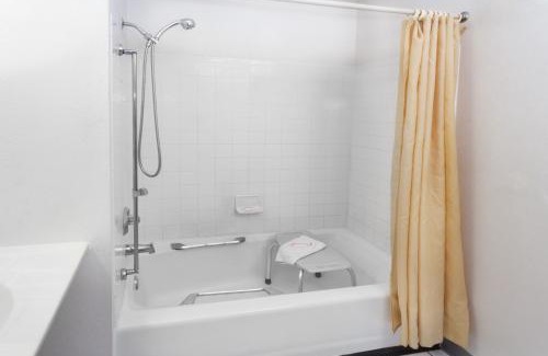 Merrillville Hotel | Super 8 by Wyndham Merrillville