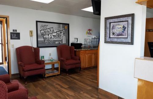 Minot Hotel | Super 8 by Wyndham Minot Airport