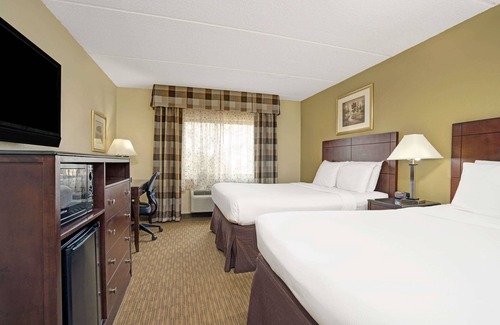 Monticello Hotel | Super 8 by Wyndham Monticello