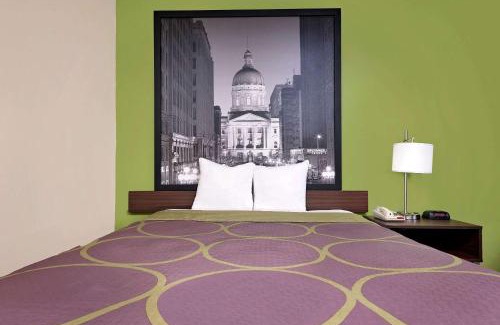 Muncie Hotel | Super 8 by Wyndham Muncie/Ball St. College Area