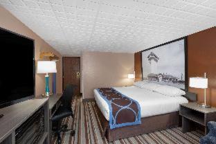 North Platte Hotel | Super 8 by Wyndham North Platte