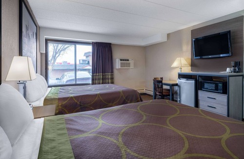 Owatonna Hotel | Super 8 by Wyndham Owatonna
