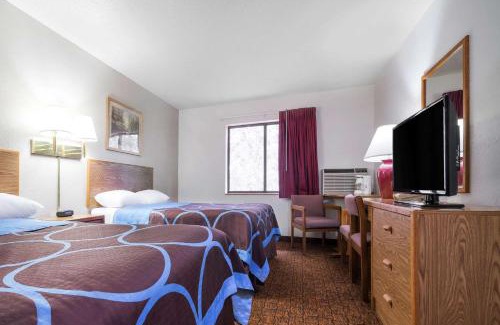 Park Rapids Hotel | Super 8 by Wyndham Park Rapids