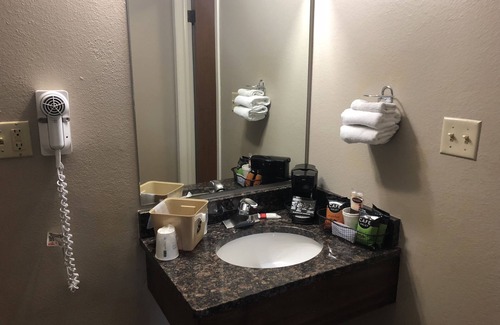 Pocatello Hotel | Super 8 by Wyndham Pocatello