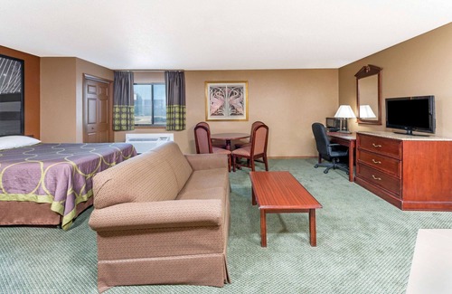 Poplar Bluff Hotel | Super 8 by Wyndham Poplar Bluff Missouri