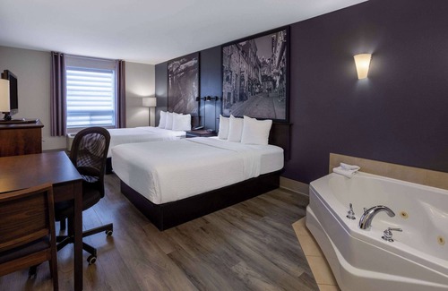 Ste. Foy Hotel | Super 8 by Wyndham Quebec City