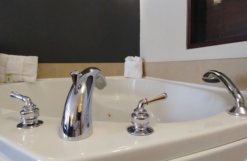Ste. Foy Hotel | Super 8 by Wyndham Quebec City