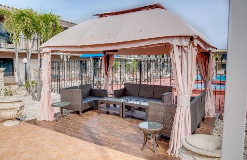 St. Petersburg - Clearwater Hotel | Super 8 by Wyndham St. Petersburg