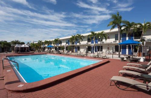 St. Petersburg - Clearwater Hotel | Super 8 by Wyndham St. Petersburg