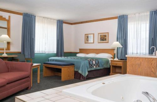 Sheldon Hotel | Super 8 by Wyndham Sheldon