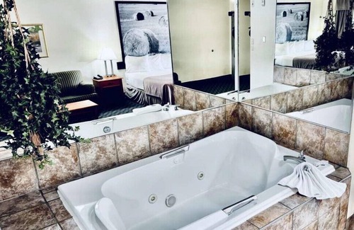 Slave Lake Hotel | Super 8 by Wyndham Slave Lake AB