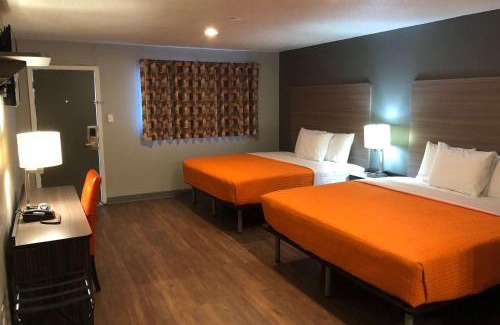 Sonora Hotel | Super 8 by Wyndham Sonora