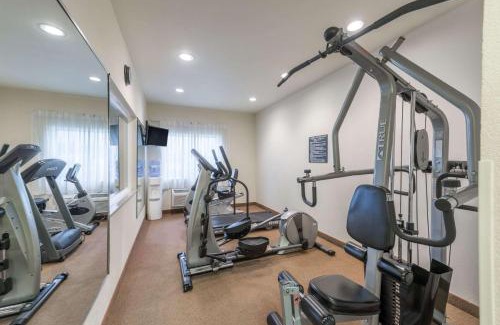 St. Robert Hotel | Super 8 by Wyndham St Robert Ft Leonard Wood Area