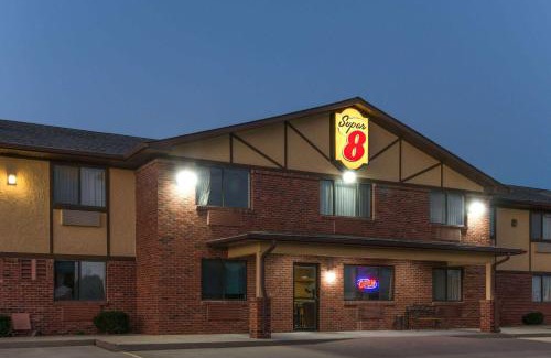 Warrenton Hotel | Super 8 by Wyndham Warrenton