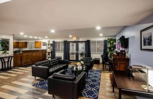 Washington Hotel | Super 8 by Wyndham Washington