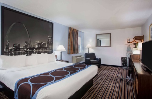 Washington Hotel | Super 8 by Wyndham Washington